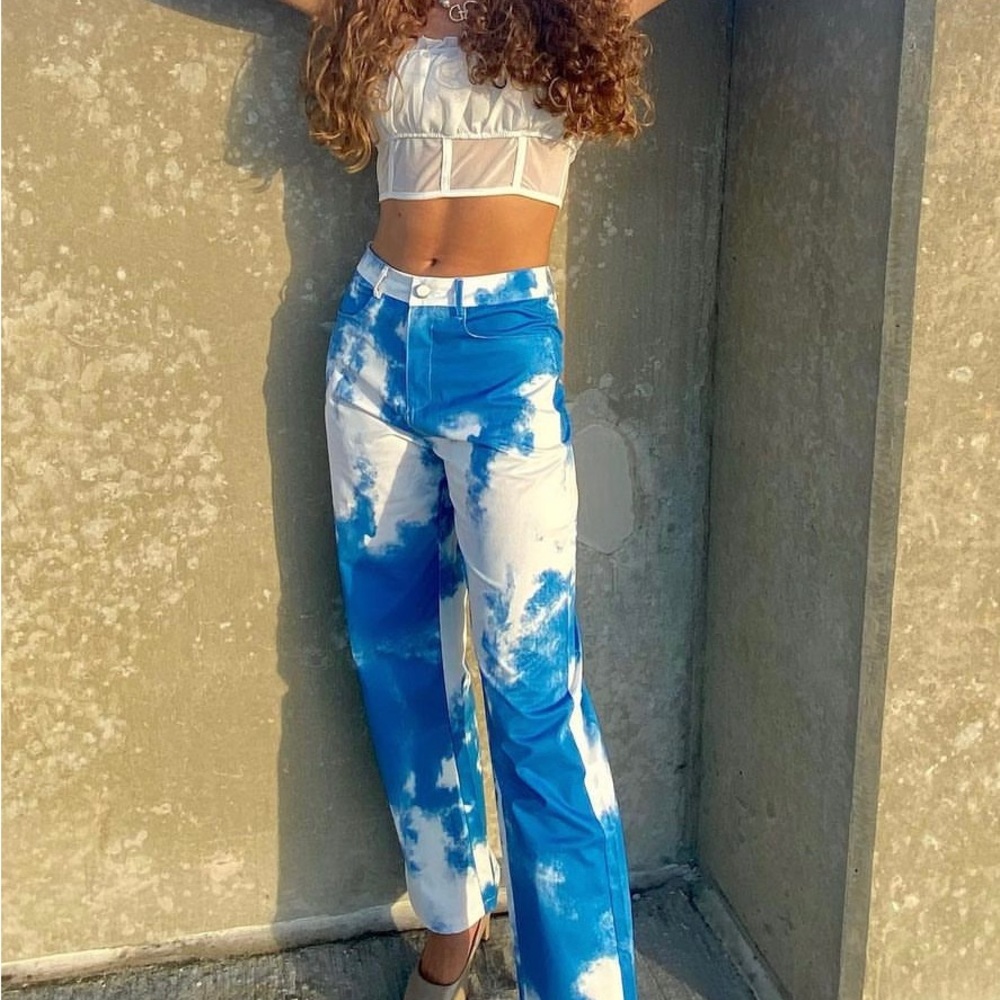 ☁️Empty Soda Sky’s The Limit Cloud pants Size Small ☁️